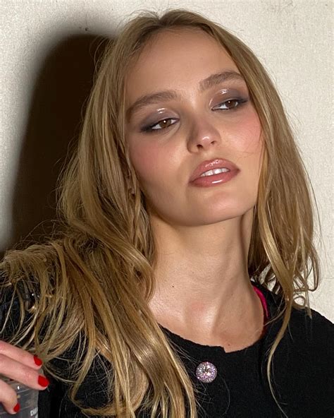 lily rose depp makeup.